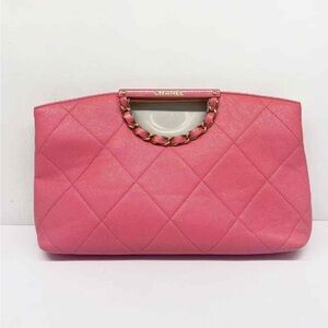 Chanel Quilted caviar Chain-Handle Clutch